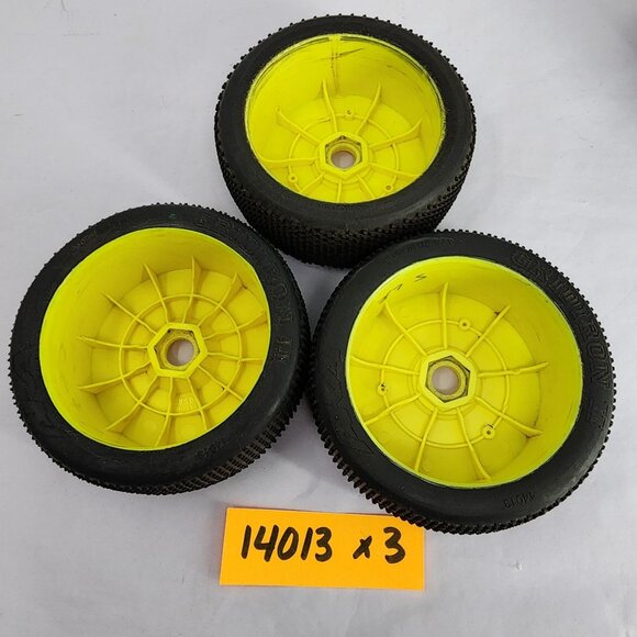 Proline Buggy Tires Lot of 10 Preowned14013 9057 9039 9062 9041 AS IS - Picture 14 of 15